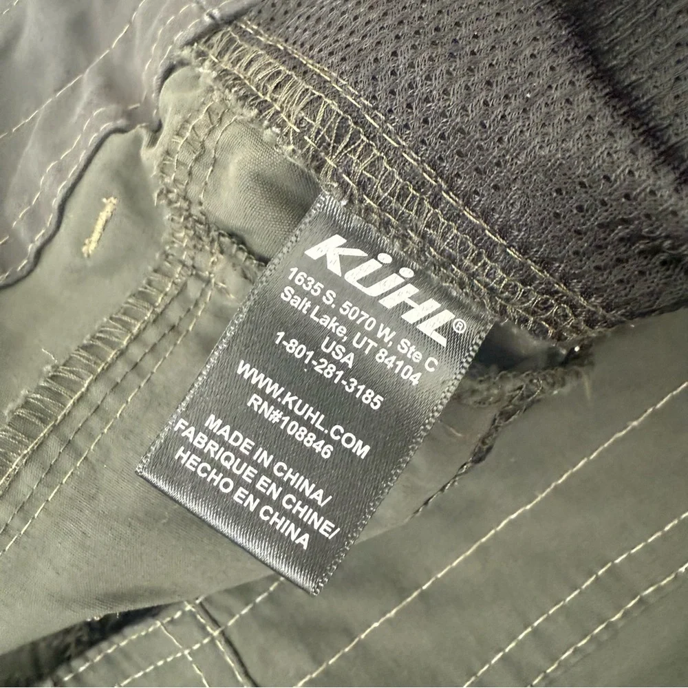 Kuhl Dark Green Casual Outdoor Hiking Cargo Shorts Men's Size 34‎ Gorpcore